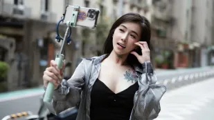 กับดักยาเสียสาวไลฟ์กลางแจ้ง Kimmy