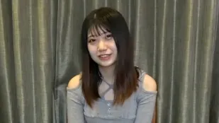 สาวขาสูง โชว์ท่าเงยหลัง ดูดเสียวจนน้ำแตกเต็มหน้า