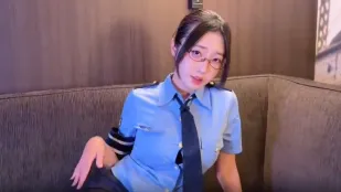ตำรวจสุดเซ็กซี่玲奈 ถูกอาชญากรขี่ควบกระแทกหน้าพ่นน้ำแตกกลืนน้ำควย
