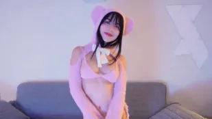 สาวน้อยแสนเซ็กซี่บุกบ้าน ฉันจะสอนบทเรียนด้วยควยใหญ่