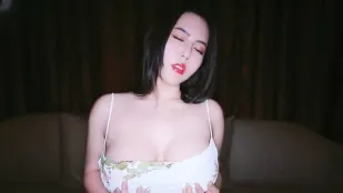 น้องนีน่า ถ่ายเซ็กส์สมัครเล่น กลายเป็นเครื่องเย็ดตัวเป็น