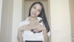 นายหน้าอสังหาสาวหื่นเห็นควยใหญ่