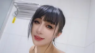 เซอเรน สาวอาบอบนวดไทย อกอวบ บริการสุดพรีเมี่ยม