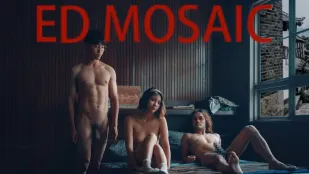 EDmosaic สาวน้อยบัสยั่วผู้ช่วยช่างภาพ เห็นเนื้อสดก็อยากกลืนควย! ถ่ายรูปครึ่งทางก็เย็ดเลย! ช่างภาพกับผู้ช่วยเย็ดด้วยกัน