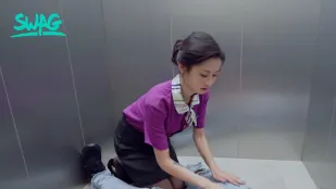 JSBY-0085 'ลูกค้า ขึ้นฉันสิ' สาวลิฟต์ห้างสรรพสินค้าสาวไฮโซ น้อยเจี๊ยบ