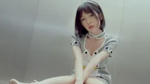 JSBY-0086 'ลูกค้า ขึ้นมาขย่มฉันสิ' สาวลิฟต์ห้างญี่ปุ่นใสซื่อ