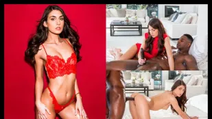 สาวผอมเพรียวใส่ชุดชั้นในลูกไม้สอดควยดำเข้าไปในรูของเธอ Dana Wolf