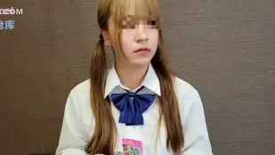 สาวครึ่งเลือดหางม้า 2 ข้าง สะดุ้งเสียวในห้องพัก