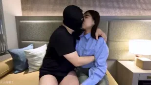 FC2PPV-4692938 แม้ไม่รู้เรื่องเซ็กส์เลย แต่ต้องเล่นเพราะอยากได้เงิน