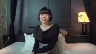 FC2PPV-4403172 สาวพนักงานร้านราเม็ง 20 ปี ชอบทำอาหาร