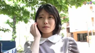 นักศึกษาสาวบริสุทธิ์ใสซื่อ