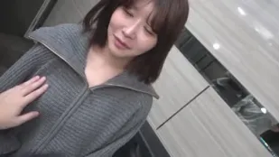 FC2PPV-4807166 สาวออฟฟิศสวยที่ไม่ได้ใกล้ชิดผู้ชายมานาน