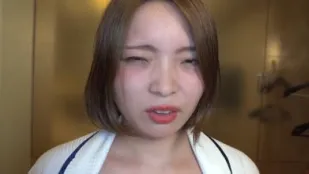 FC2PPV-1573728 สาวโสดฮันดะโดนหนุ่มฮอสต์มากมายรุมแตกในต่อเนื่อง