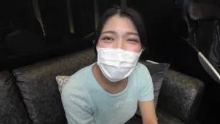 FC2PPV-4817305 เซ็กส์ดิบๆ กับชิซุคุตัวเล็กนมโตอวบอิ่ม