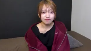 FC2PPV-4826982 สาวสวยอยากโดนรูก้นแตก